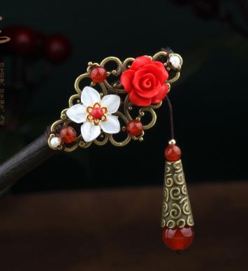 Oriental Carp Chinese Hairpin