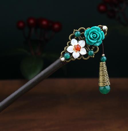 Oriental Carp Chinese Hairpin