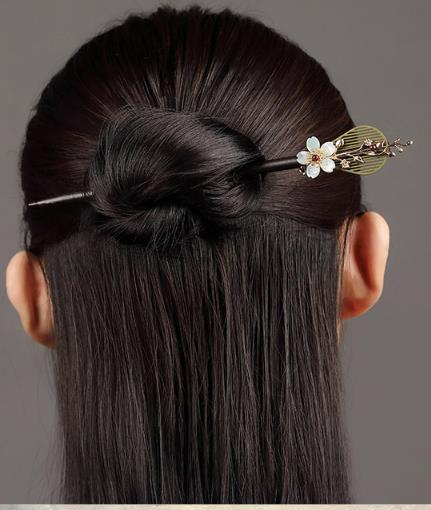 Oriental Carp Chinese  Hairpin