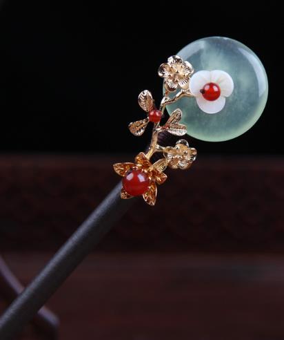 Oriental Carp Chinese Hairpin