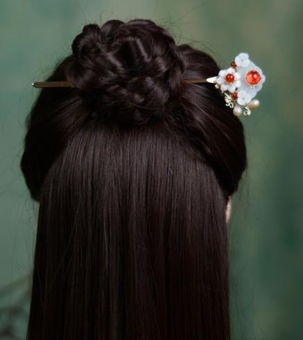 Oriental Carp Chinese Hairpin